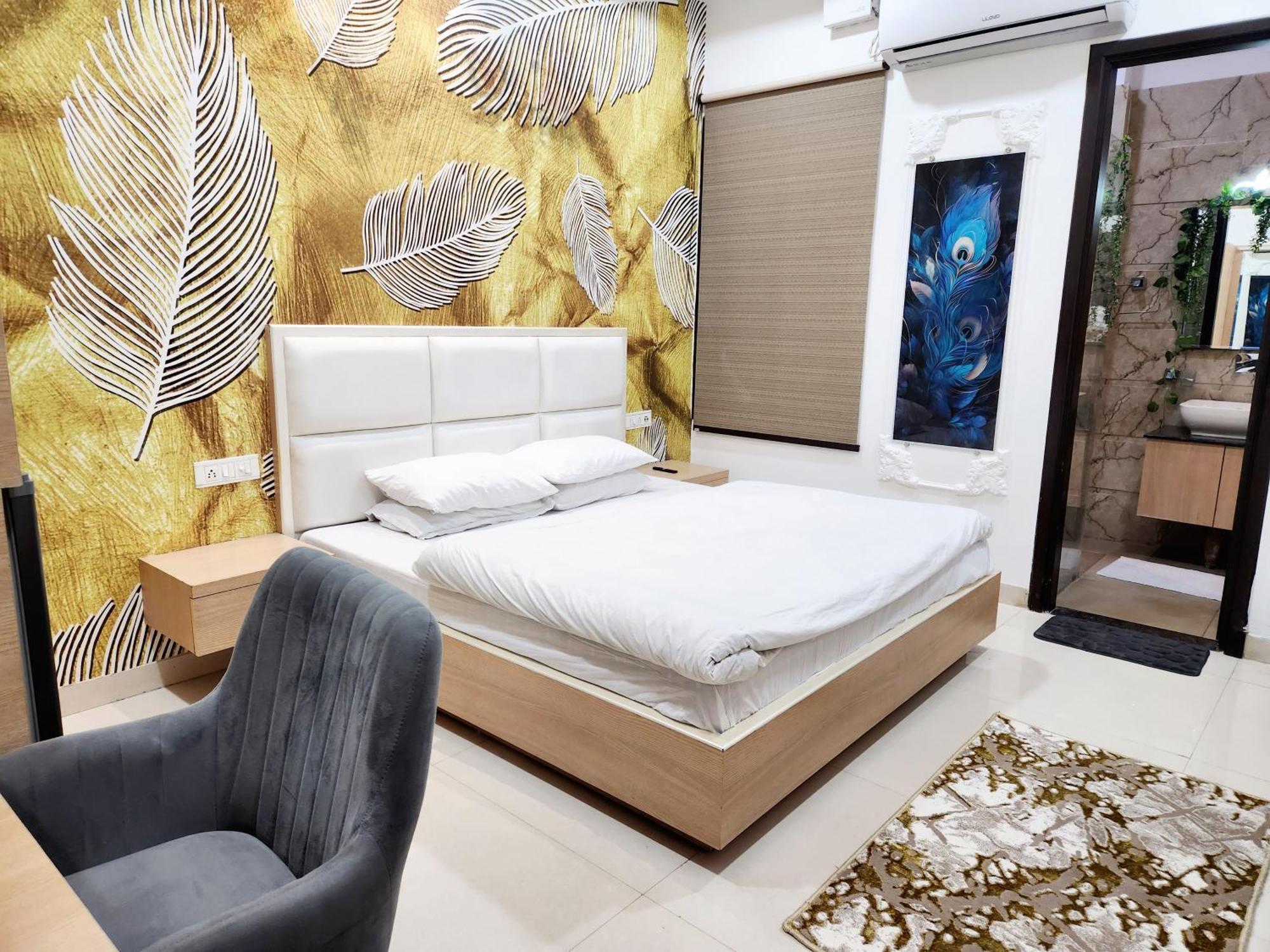 Holidayvilla & Amritsar- Green Avenue