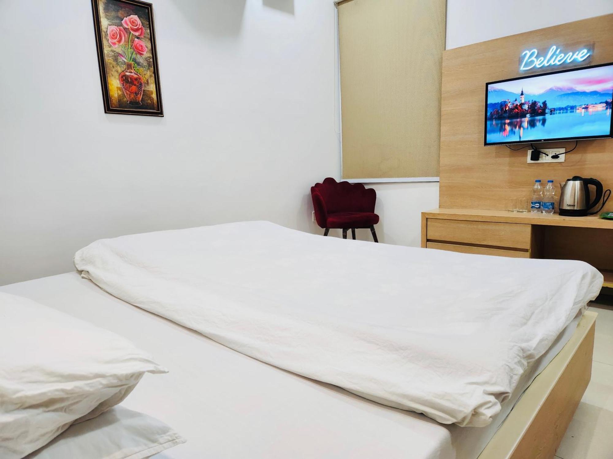 Homestay Holidayvilla & Amritsar- Green Avenue *