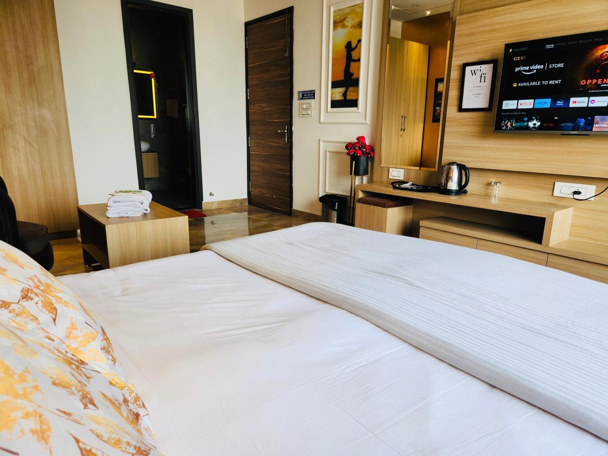 Homestay Holidayvilla & Amritsar- Green Avenue