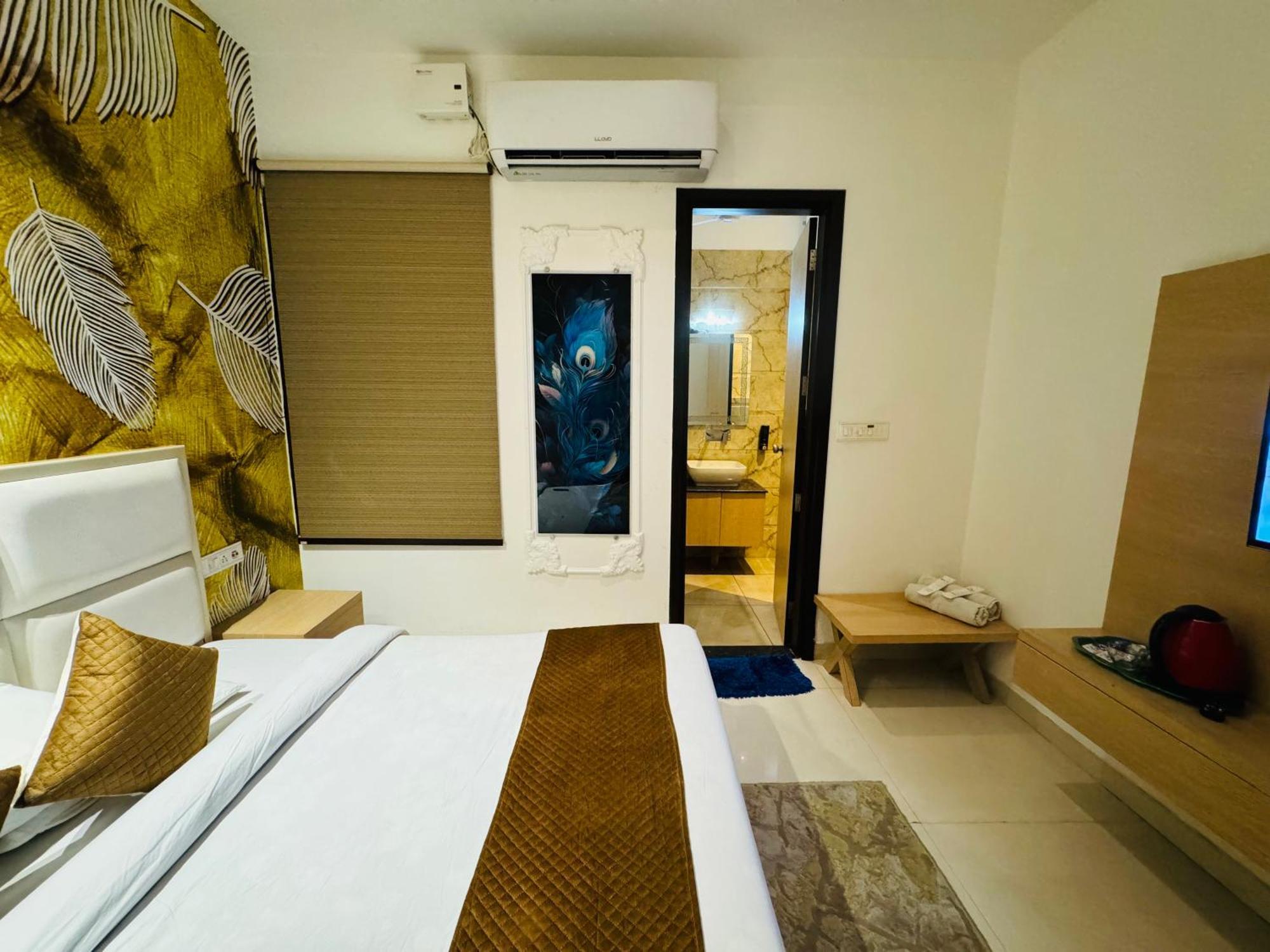 Holidayvilla & Amritsar- Green Avenue *